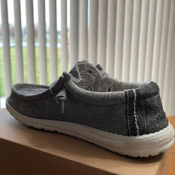 Hey Dude Wally B Stretch Shoes - Picture 9 of 14